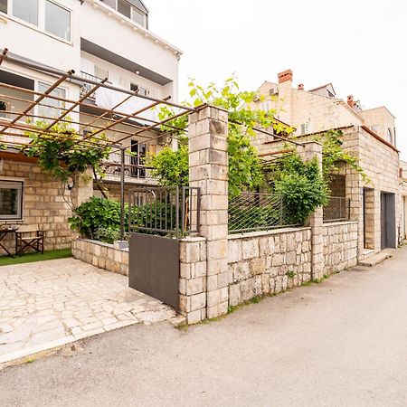 Lapad Sunshine Apartment ドゥブロブニク エクステリア 写真