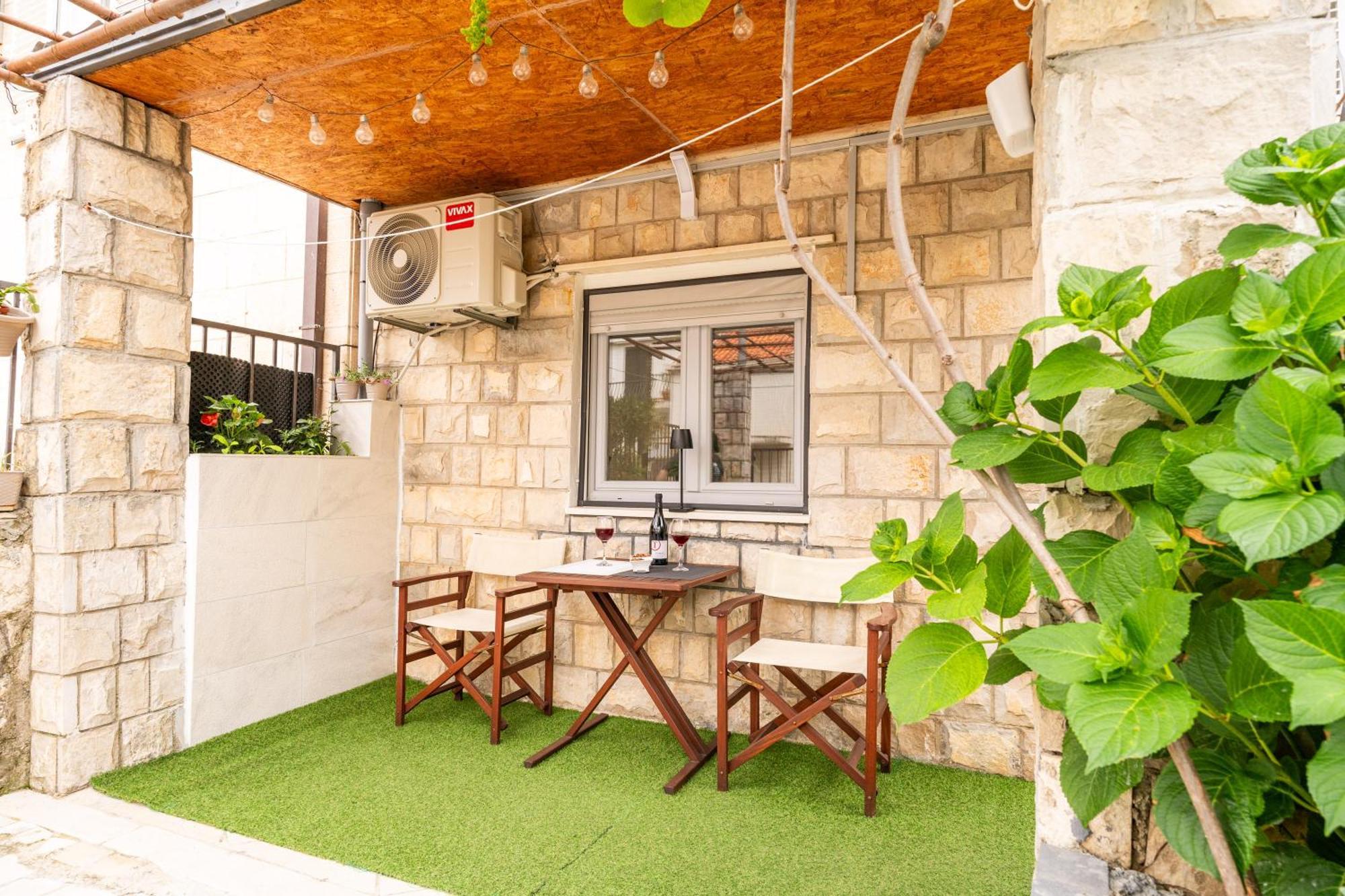 Lapad Sunshine Apartment ドゥブロブニク エクステリア 写真